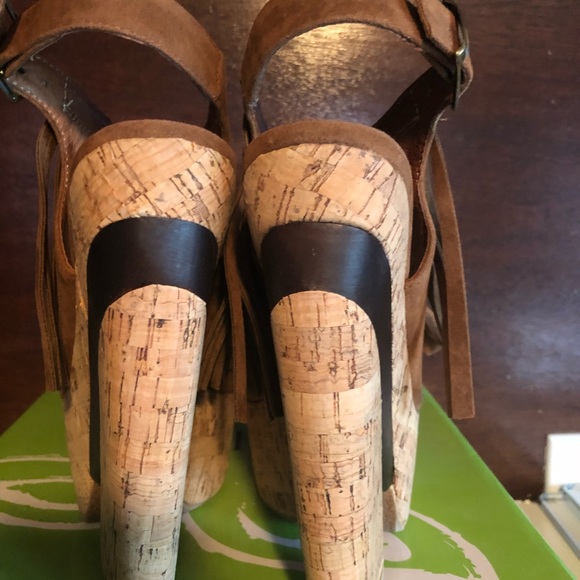 Fringed Sandals - Picture 7 of 7